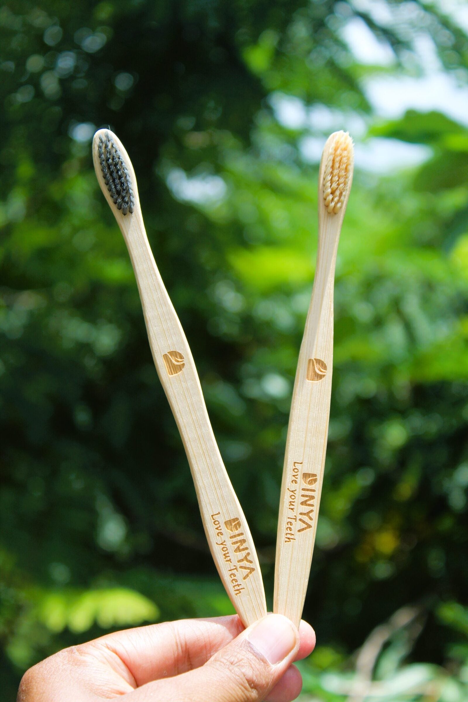 Dinya bamboo toothbrush set
