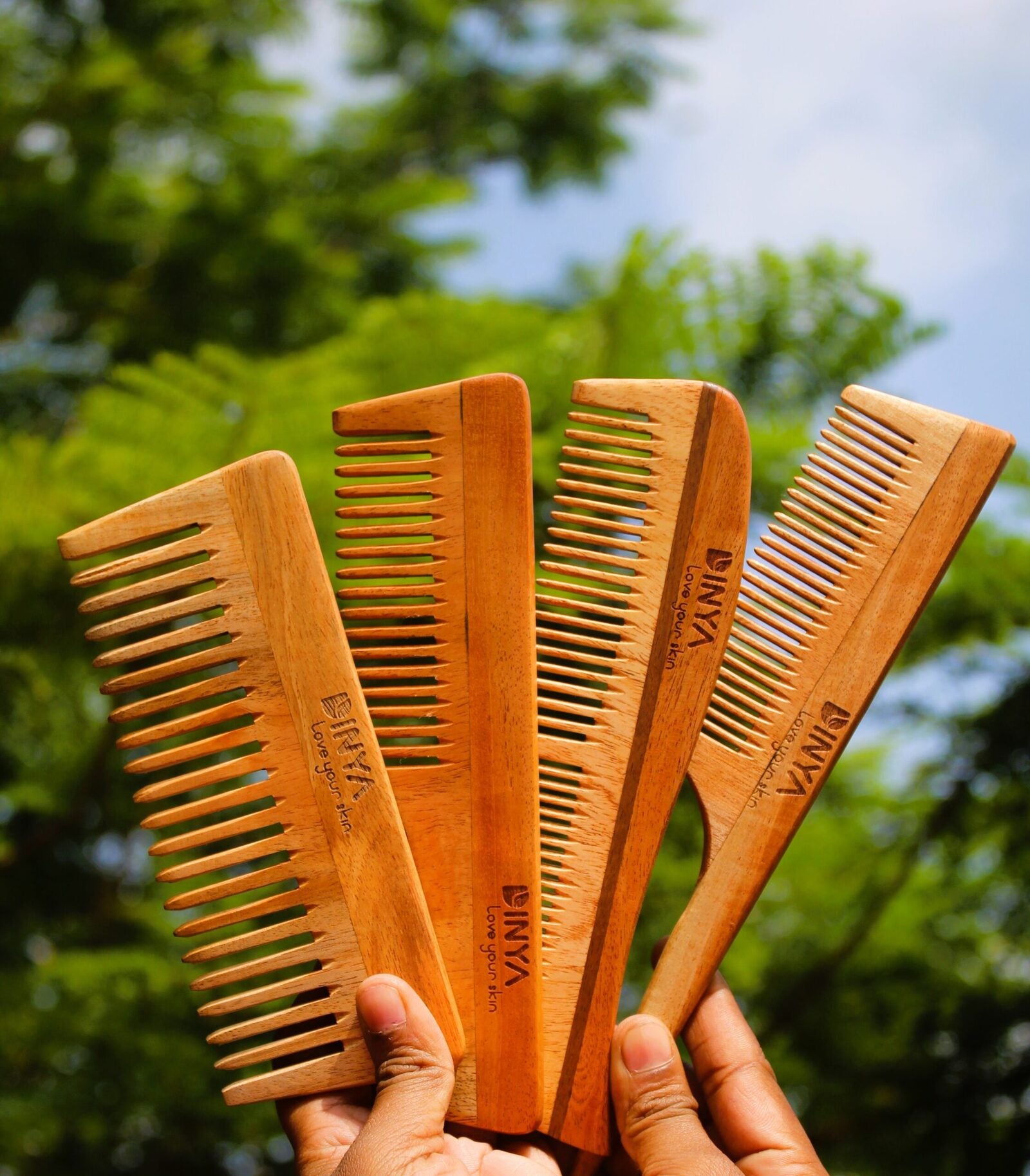 Dinya Wide Large Pintail Wide With Handle and S Curve Shaped