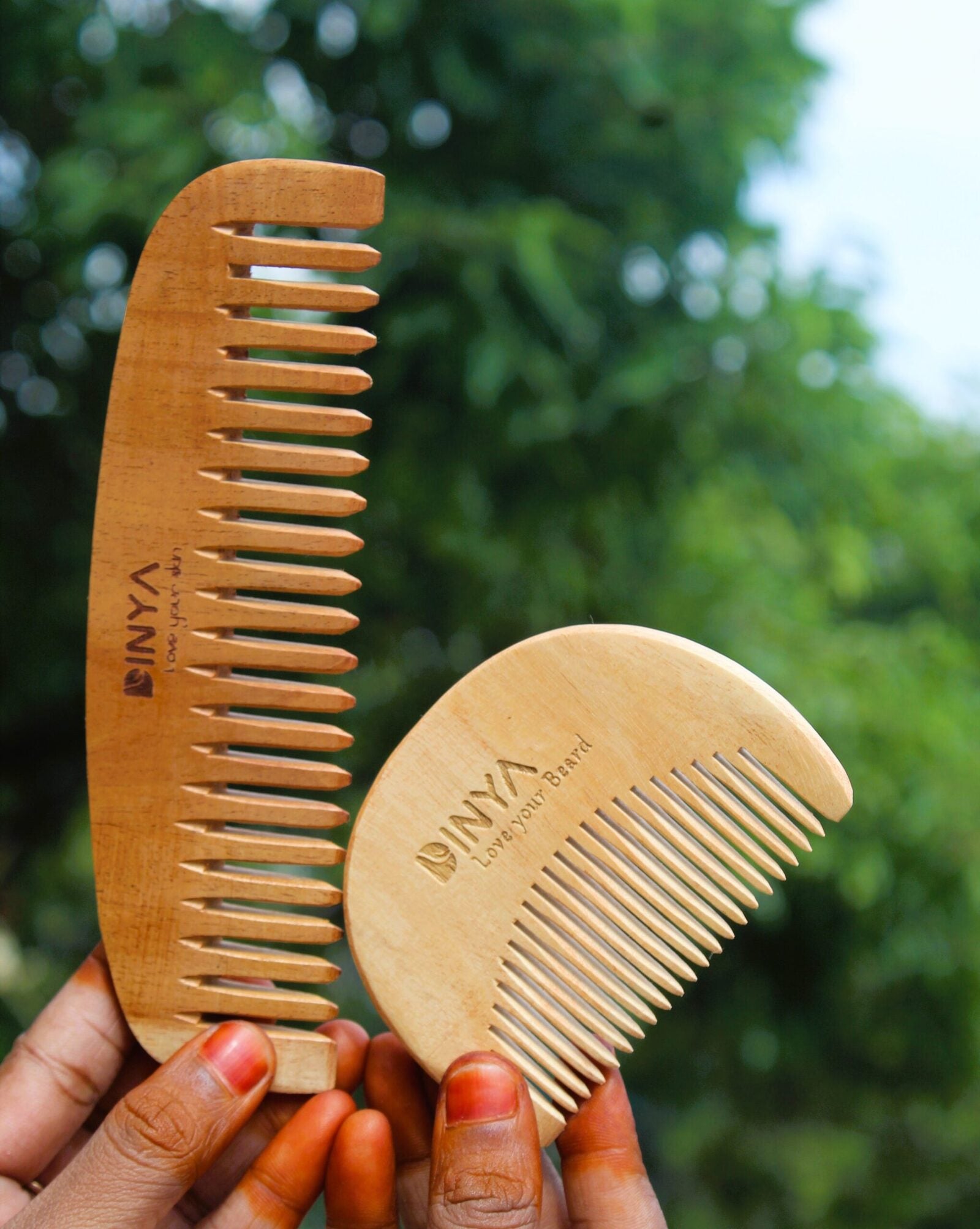 Dinya beard and neem comb