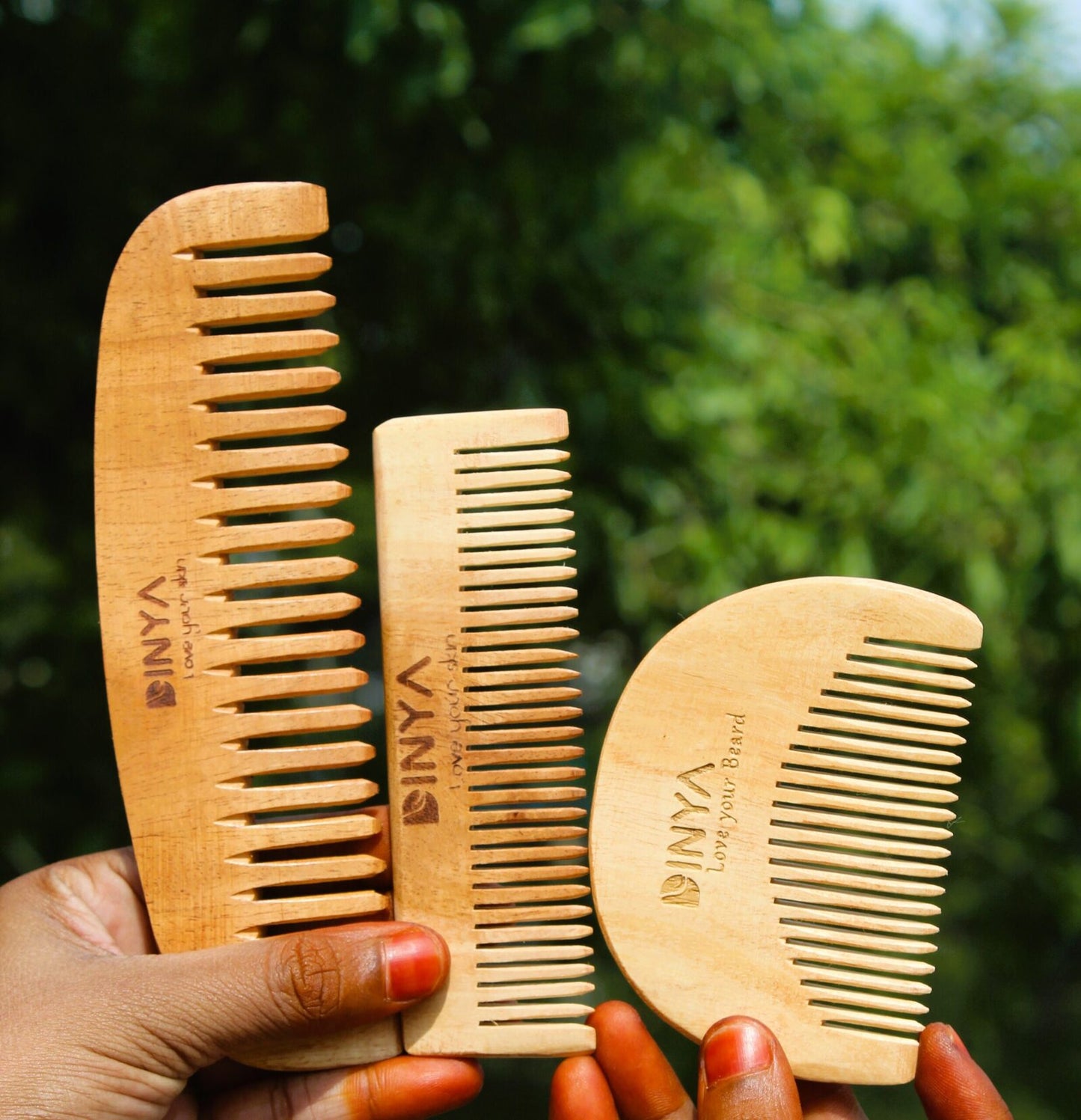 Dinya Handmade neem comb
