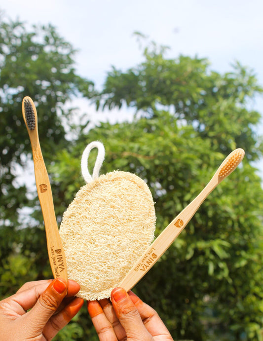 Dinya bath loofah and bamboo brush Set