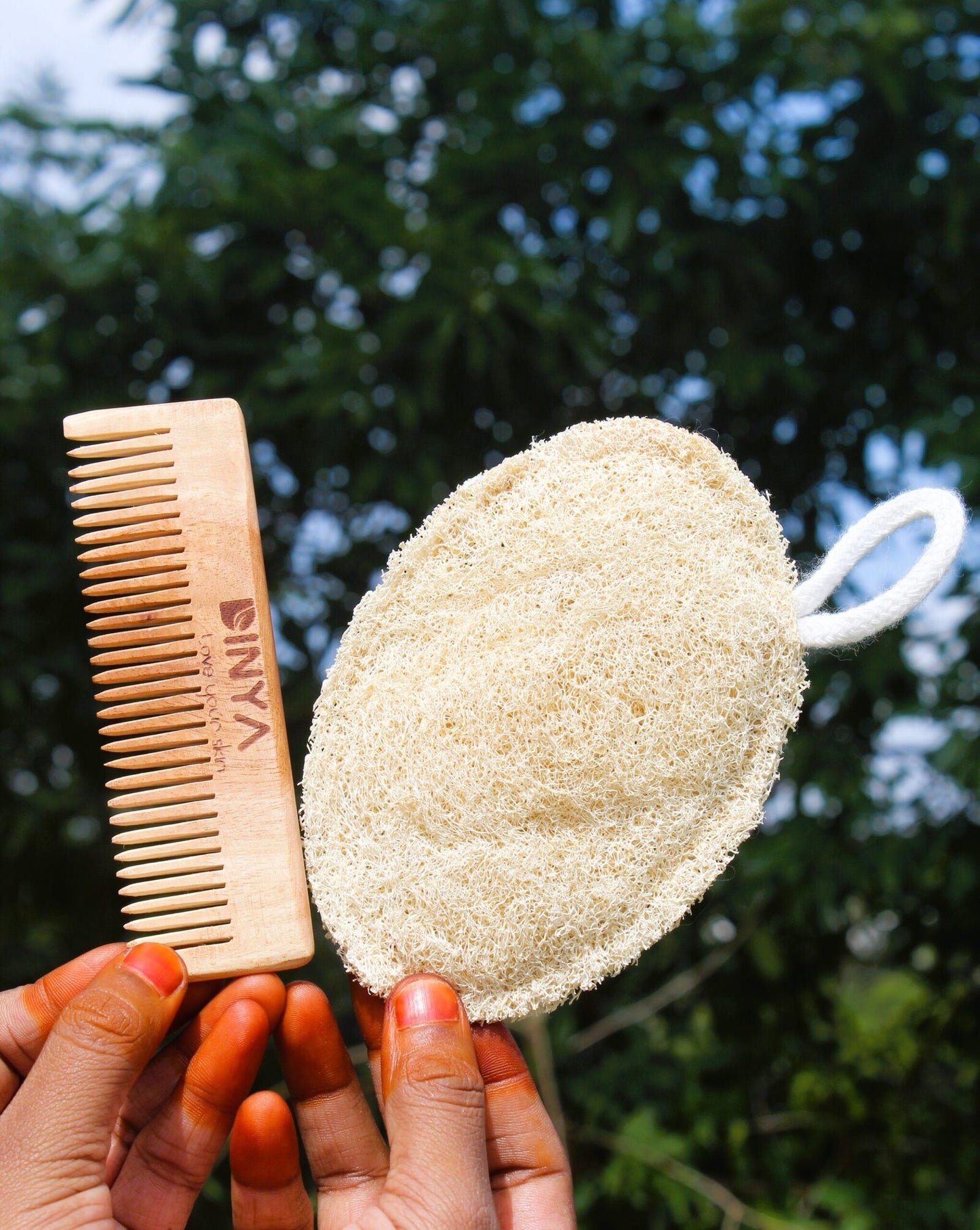 Dinya Best Neem Comb and Loofah Set