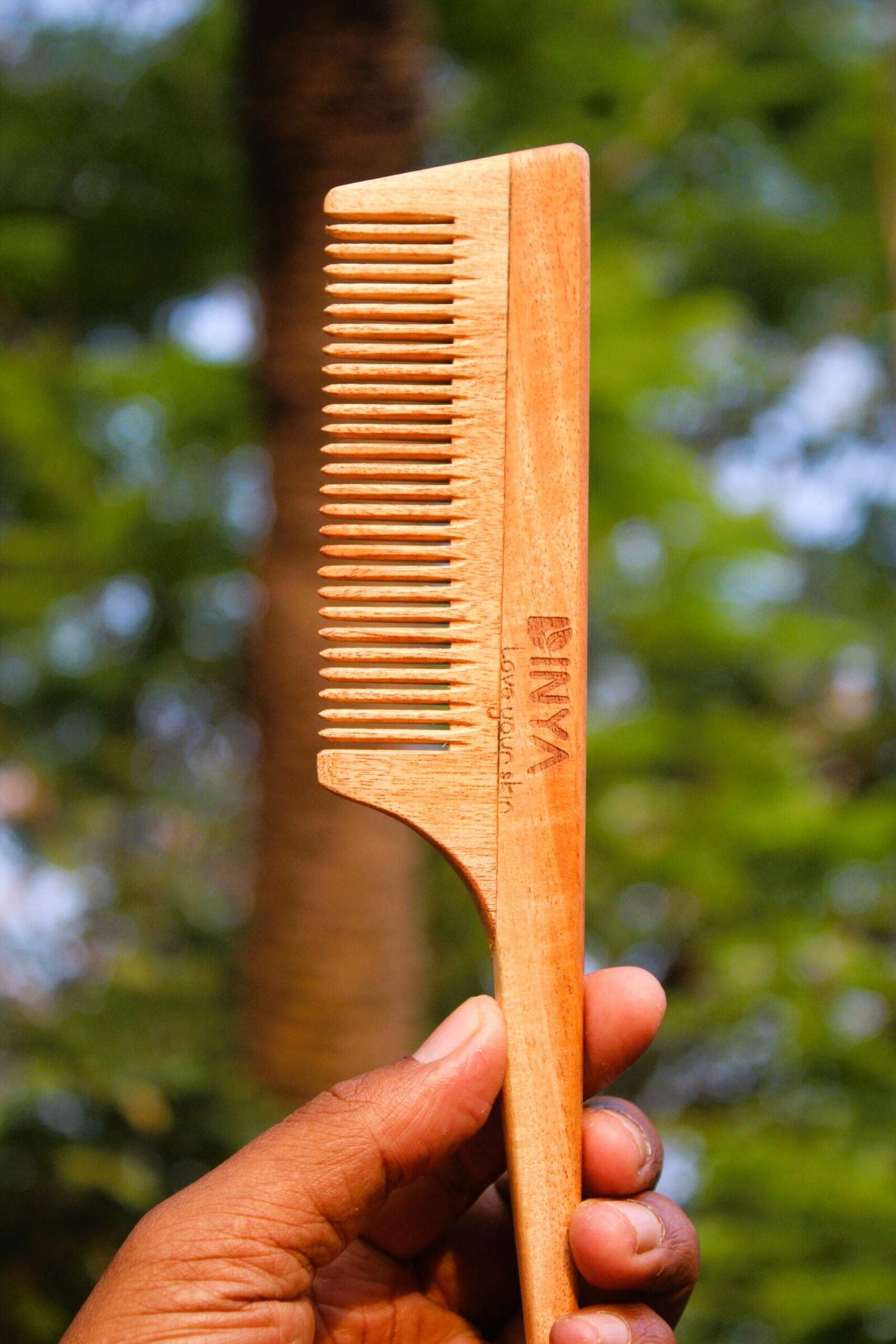 Dinya pintail  neem comb