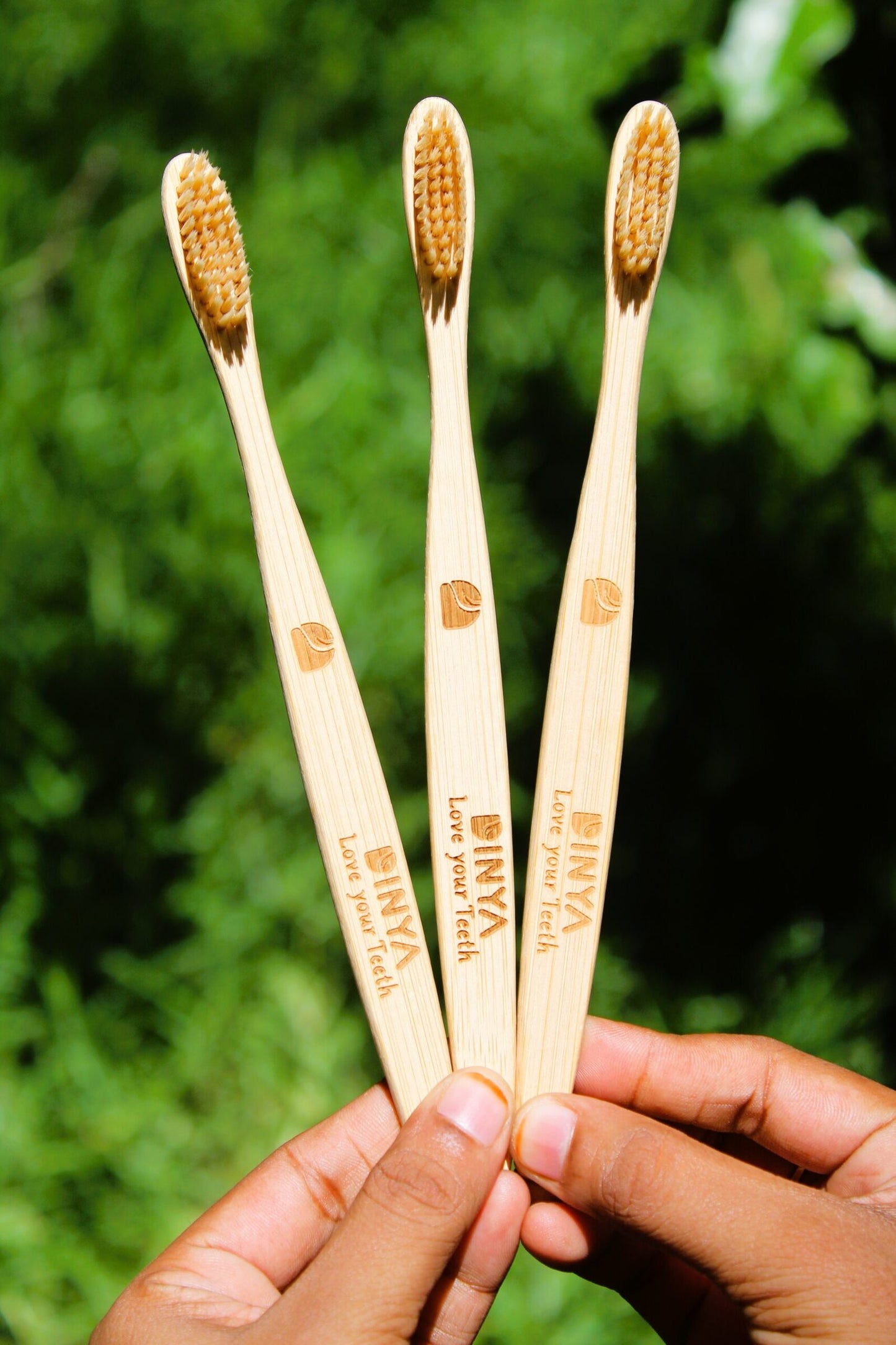 Dinya sandal brush